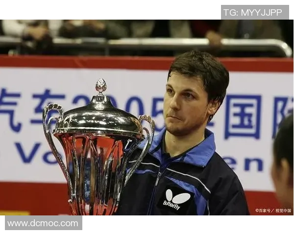 德国足球明星波尔的传奇之路与辉煌成就解析